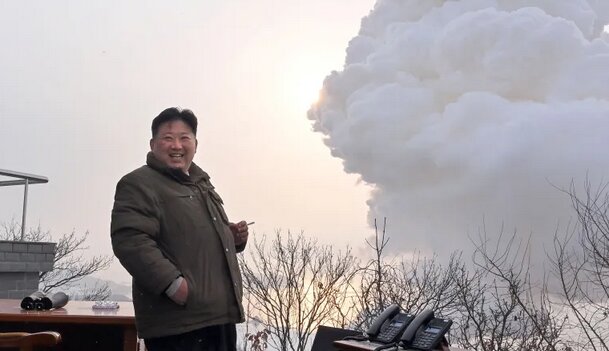 کره شمالی موتور با سوخت جامد برای سلاح استراتژیک جدید خود آزمایش کرد