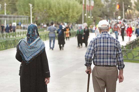 راه‌اندازی ۵ مرکز «فرآهنگ» ویژه سالمندان در پایتخت تا ۱۴۰۴