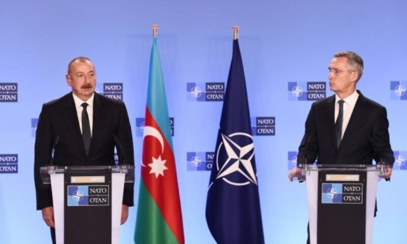 دیدار علی‌اف و همسرش با دبیرکل ناتو/عکس