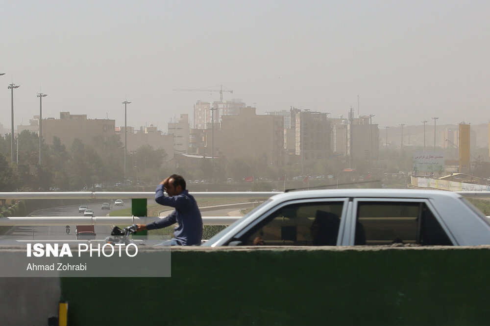وزش باد شدید و گرد و خاک در برخی استان‌ها