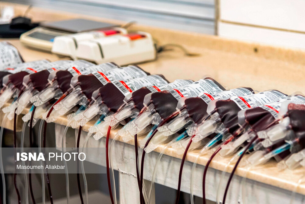 بانوان لرستانی یک دهه رتبه نخست اهدای خون را برای لرستان ثبت کردند