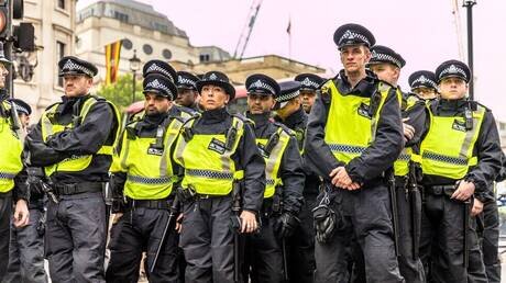 بازجویی از ۱۶۰۰ پلیس انگلیس به اتهام اعمال خشونت در لندن
