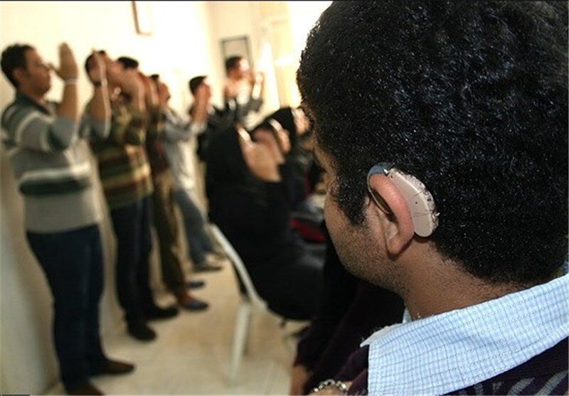 برنامه شهرداری برای افراد دارای معلولیت ناشنوایی درتهران/ رونمایی ازمترجم آنلاین برای ناشنوایان