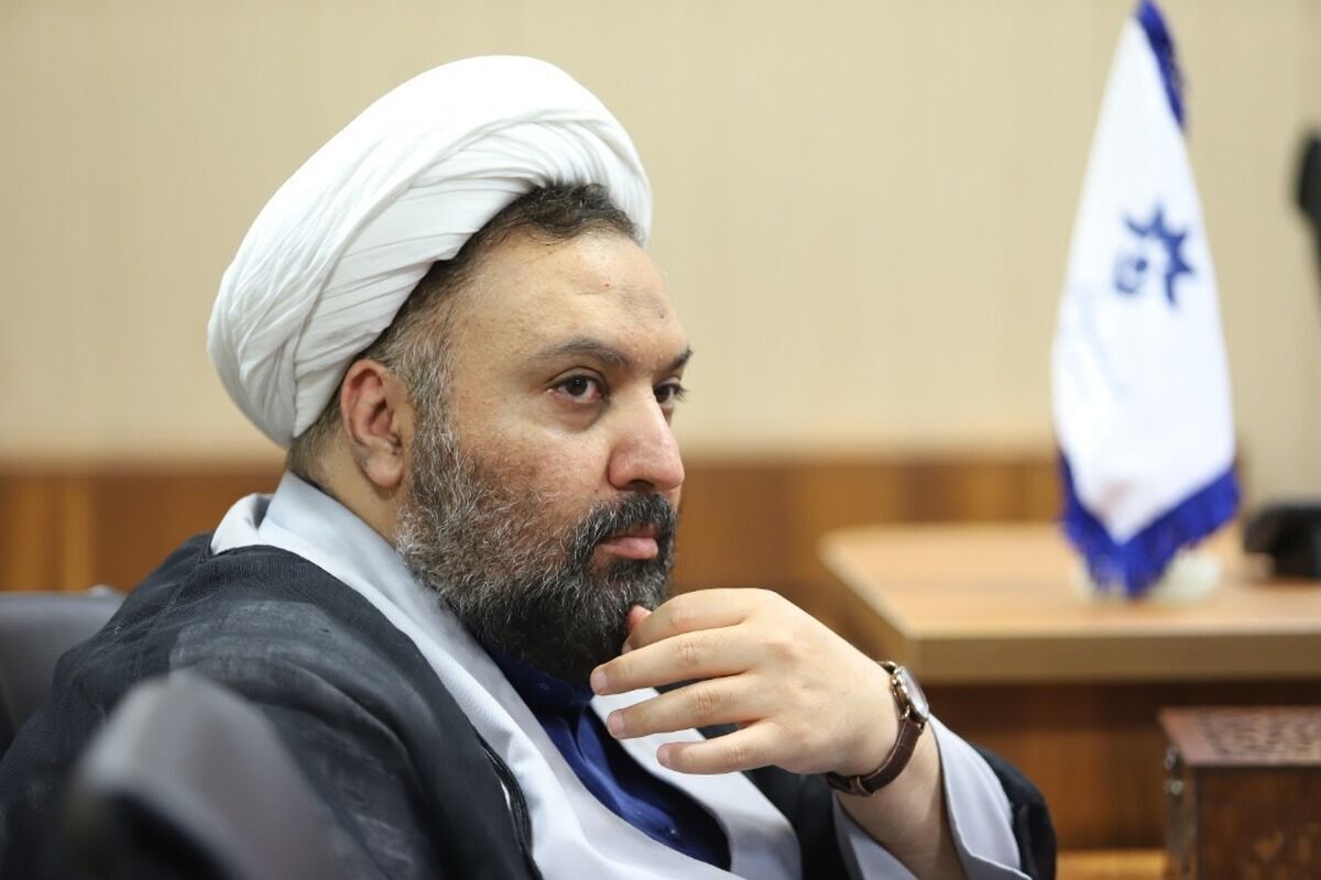 همه دانشجویان صلاحیت فارغ التحصیلی ندارند  منطقی نبودن میزان جذب دانشجو در علوم انسانی