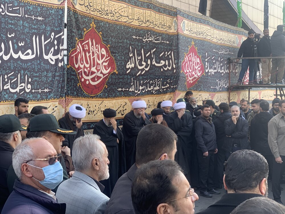حضور رئیس جمهور در روضه شهادت حضرت زهرا (س) + فیلم