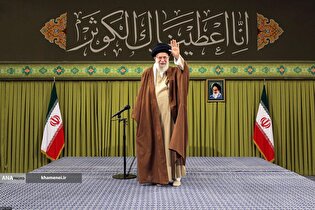 دیدار مداحان اهل‌بیت علیهم‌السلام با رهبر انقلاب