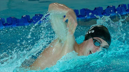 How many calories does swimming burn?