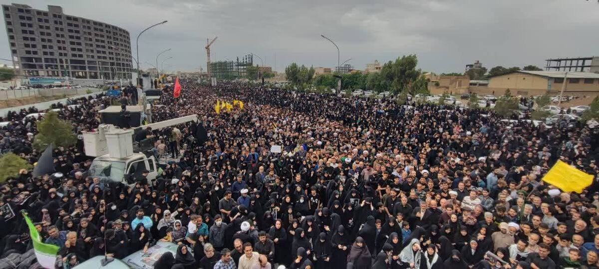 استاندار قم از حضور مردم در مراسم تشییع شهدای خدمت قدردانی کرد