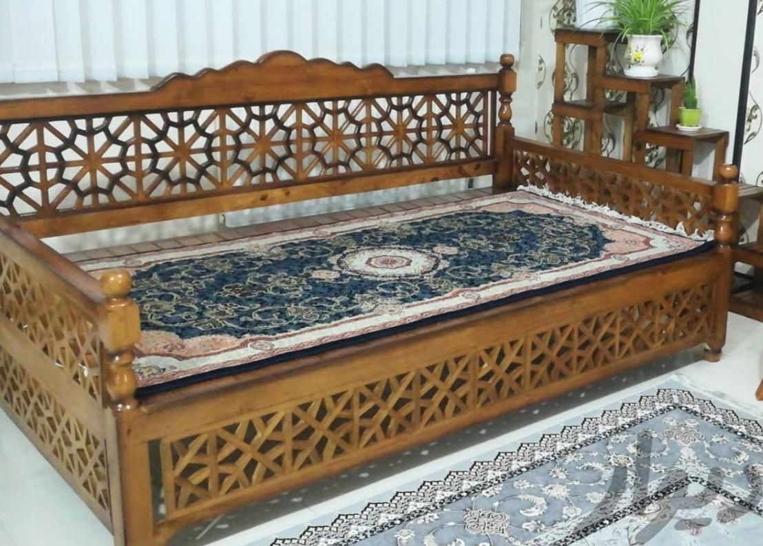 زیبایی فروشگاه تخت سنتی: ترکیبی از اصالت و زیبایی