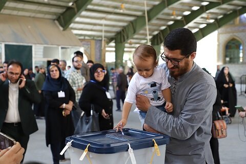 استاندار مرکزی: امروز مردم حتما حماسه می‌آفرینند