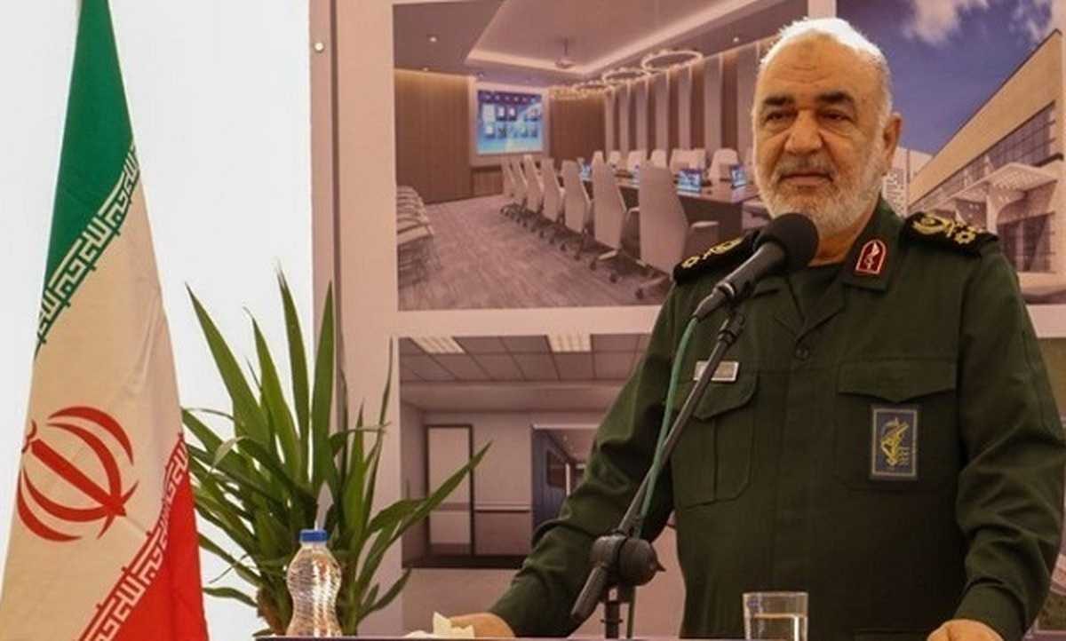 سرلشکر سلامی: زیر آتش بودن صهیونیست‌ها دل‌انگیزترین نمای وحدت مسلمانان است
