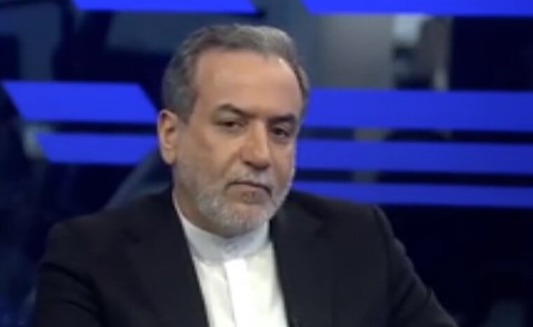 ابلاغ پیام سید حسن نصرالله به عراقچی