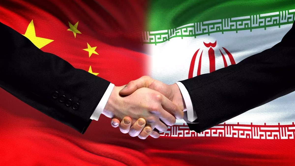 عفاف و حجاب اولین واکنش حقوقی دولت به قانون عفاف و حجاب/ تبعات سریع یک توهین رسانهای/ حوزه جدید همکاریهای ایران و چین