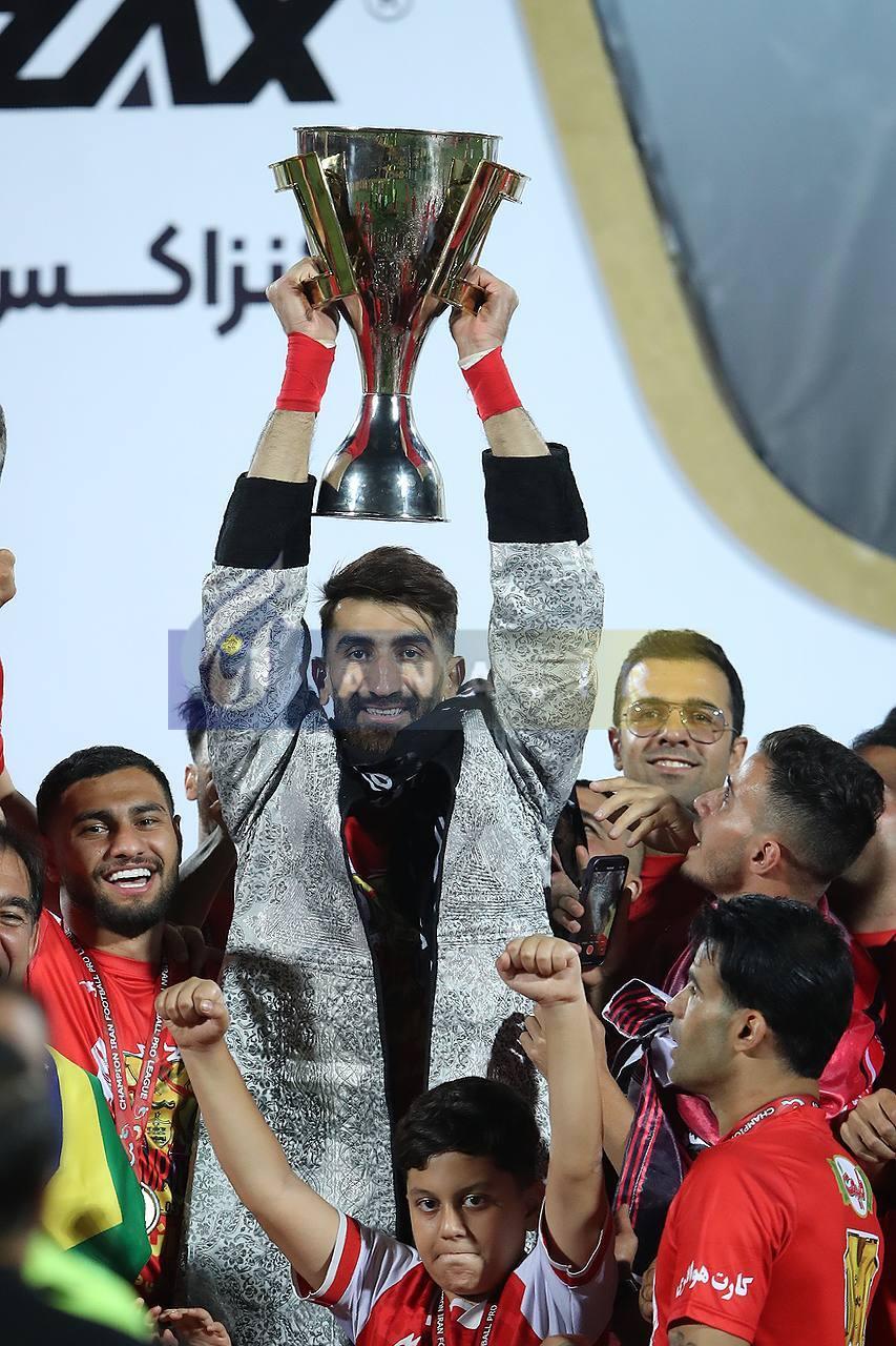 مرور اتفاقات آخرین تقابل پرسپولیس و مس رفسنجان| از حضور هنرمندان تا جشن نهمین قهرمانی لیگ برتری پرسپولیس+تصاویر