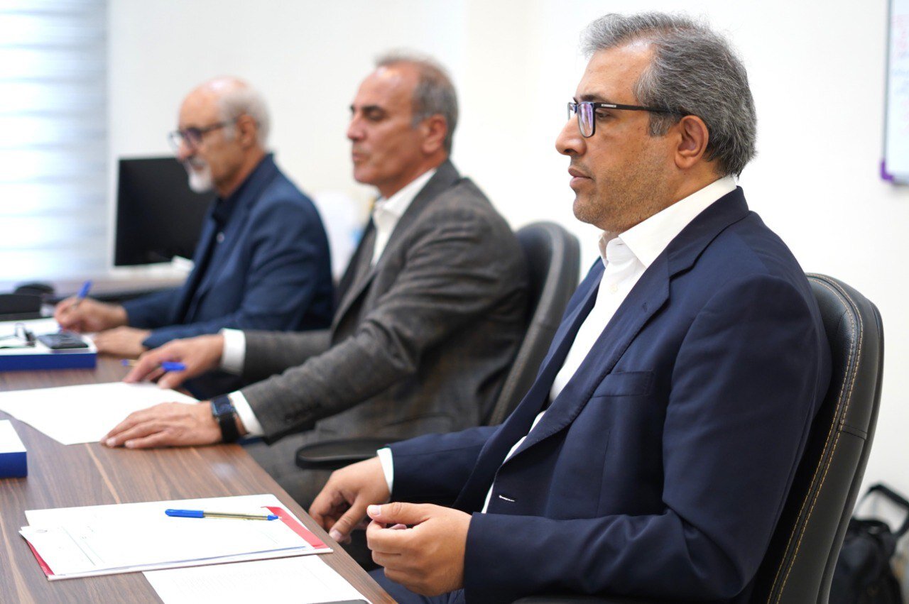سازمان لیگ | لیگ برتر مخالفت سازمان لیگ فوتسال با لیگ برتر ۱۶ تیمی