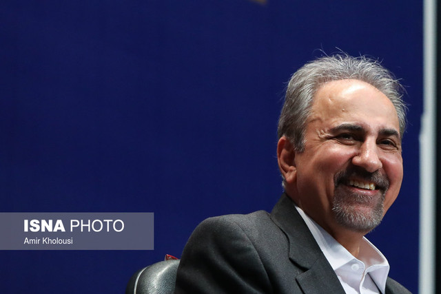 عکسی جدید از شهردار جنجالی تهران پس از آزادی از زندان عکسی جدید از شهردار جنجالی تهران پس از آزادی از زندان