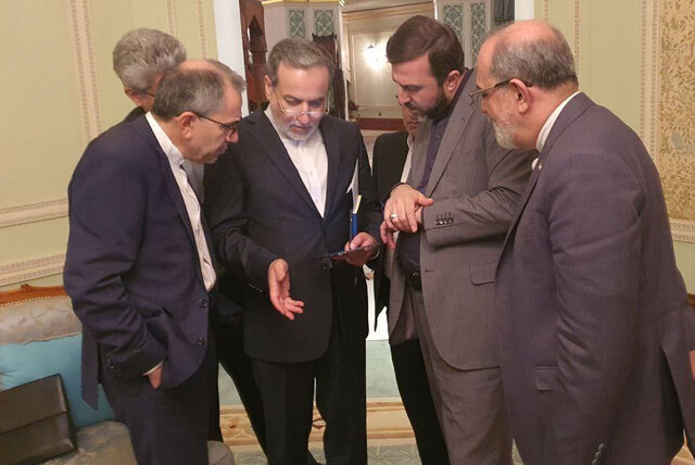 «شنبه های ایران و آمریکا» «انتقاد از اشتباهات در حوزه داروسازی» و «شفاف سازی پلیس درباره یک جرم»