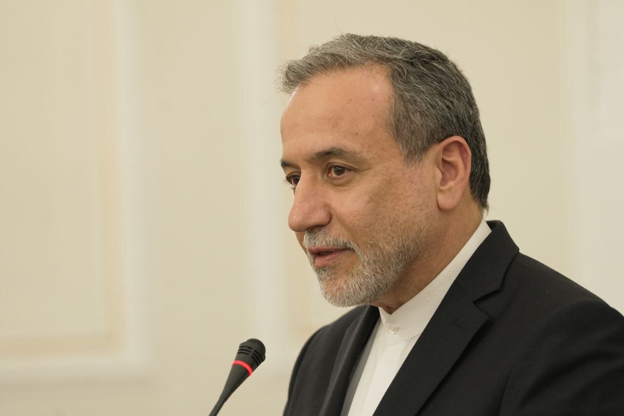 عراقچی: تکرار دروغ واقعیتهای بنیادین را تغییر نمیدهد/ یک توافق معتبر و پایدار در دسترس است